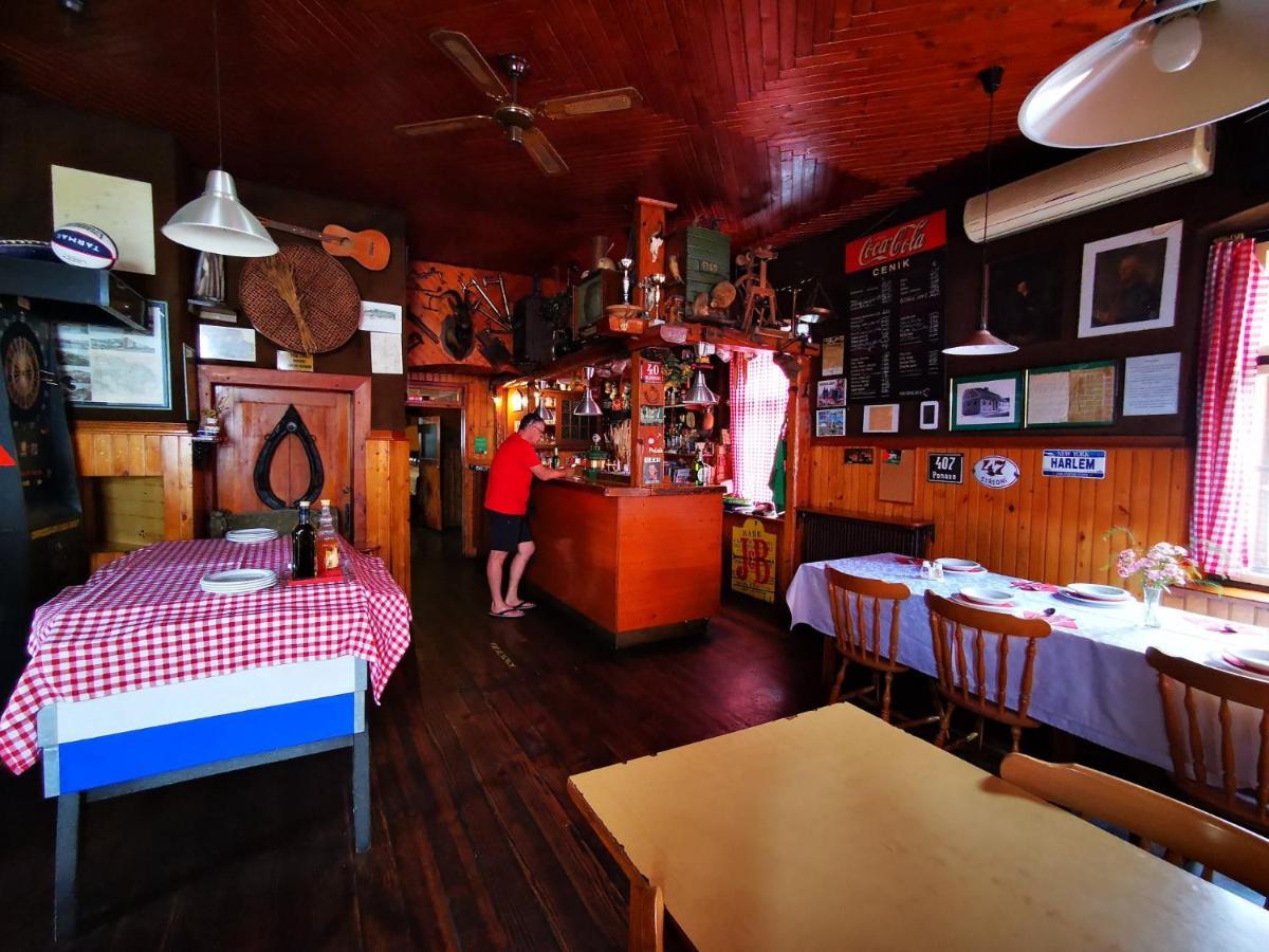 Penzijon Urbanc Bed & Breakfast Lovrenc na Pohorju Luaran gambar