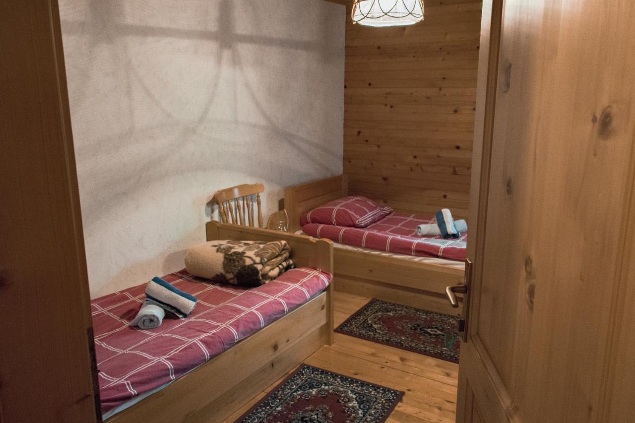 Penzijon Urbanc Bed & Breakfast Lovrenc na Pohorju Luaran gambar