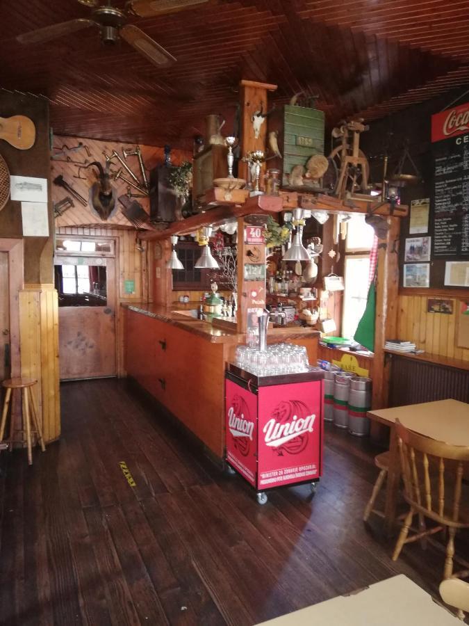 Penzijon Urbanc Bed & Breakfast Lovrenc na Pohorju Luaran gambar