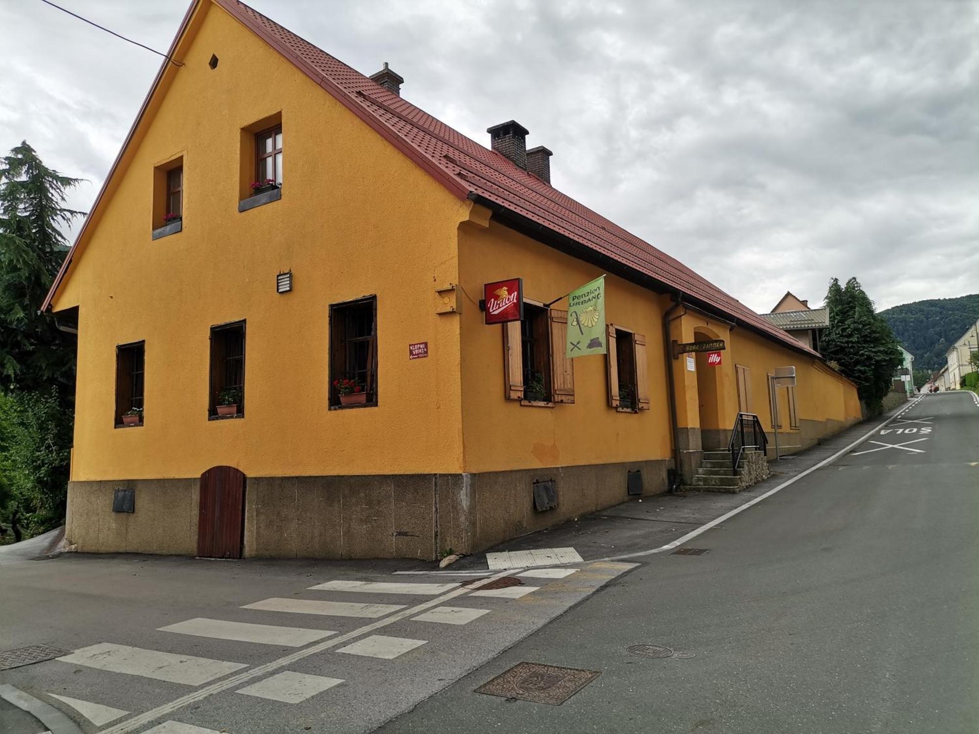 Penzijon Urbanc Bed & Breakfast Lovrenc na Pohorju Luaran gambar